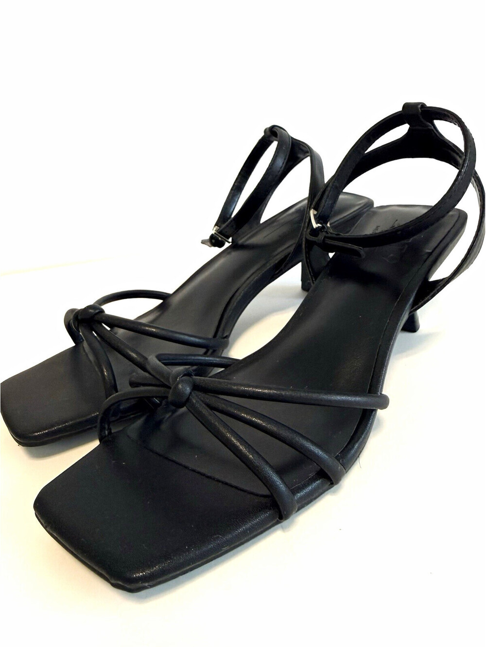 APT. 9 Women’s Size 6 Black Strappy Square Toe Kitten Heel Sandals